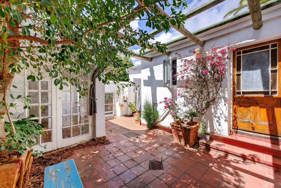 3 Bedroom Property for Sale in Oranjezicht Western Cape